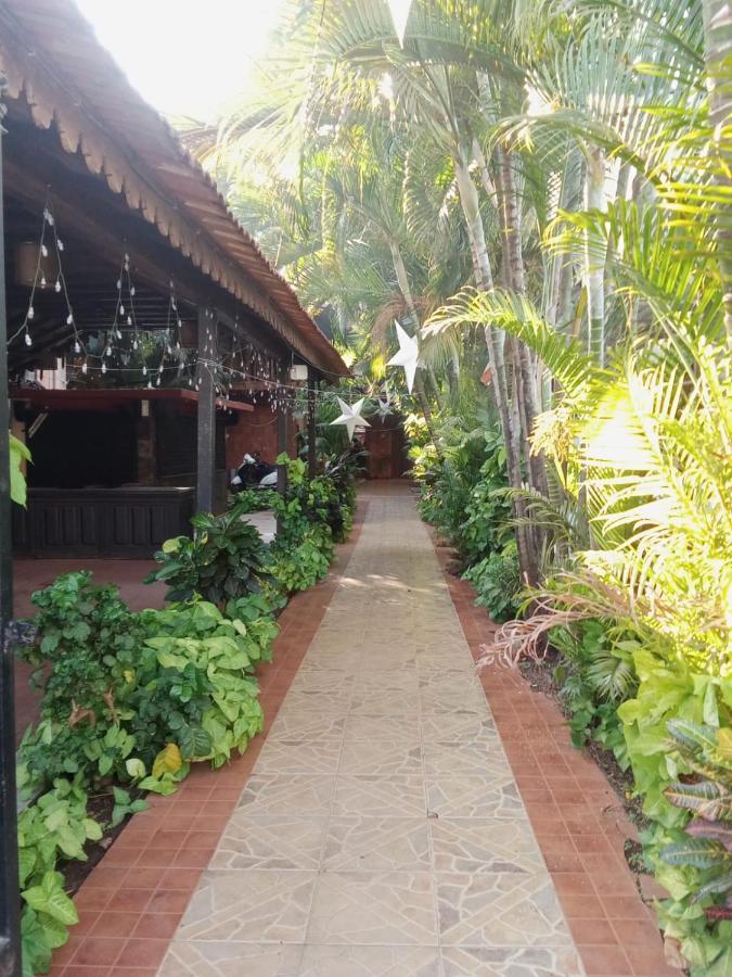 Sea Breeze Inn, Calangute Goa Eksteriør bilde